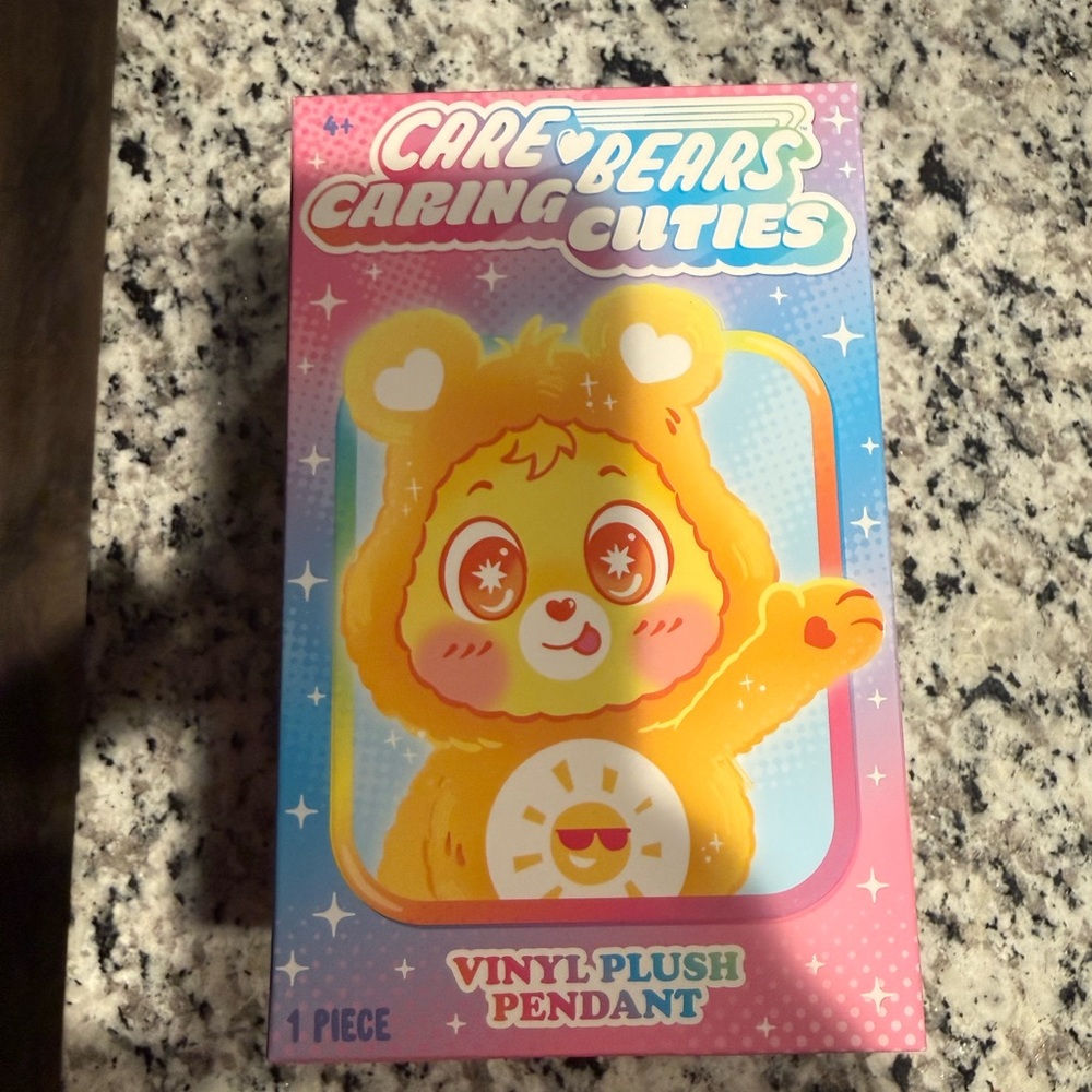 Brand New in Box Care Bears Caring Cuties Vinyl Plush Pendant Mystery